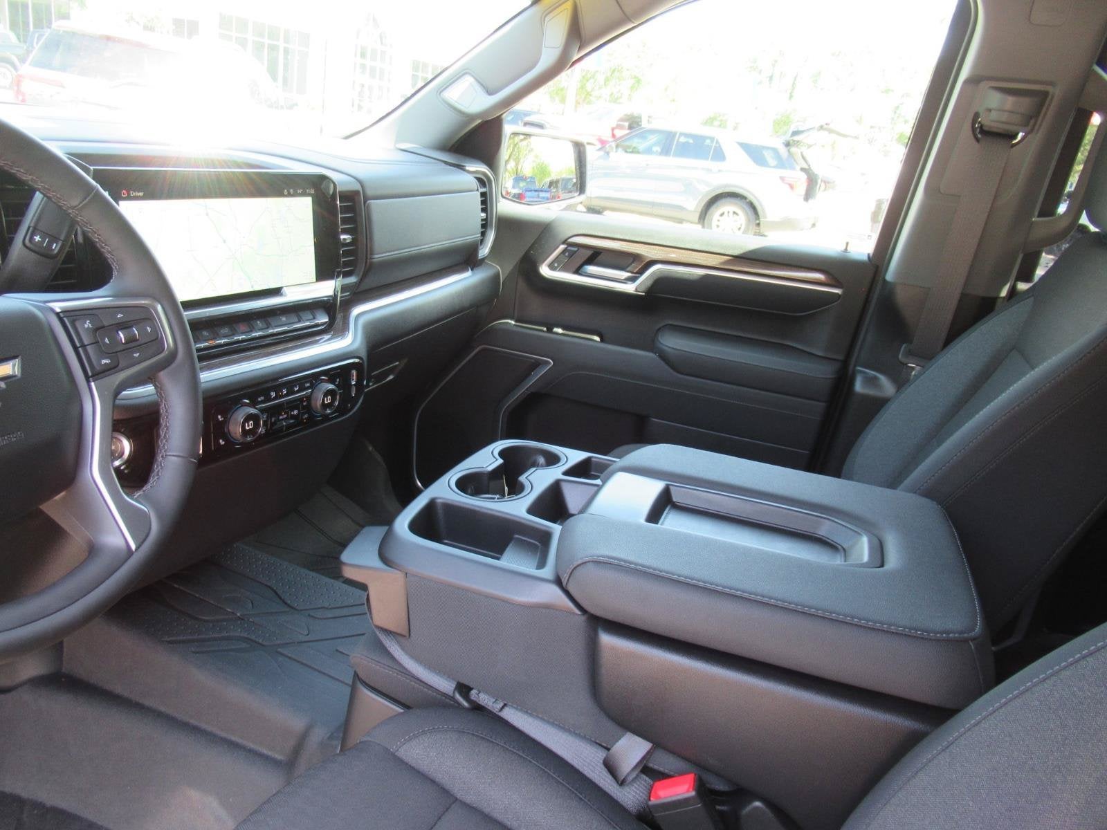 2026 Chevrolet Silverado 1500 4WD Crew Cab Short Bed LT with 2FL