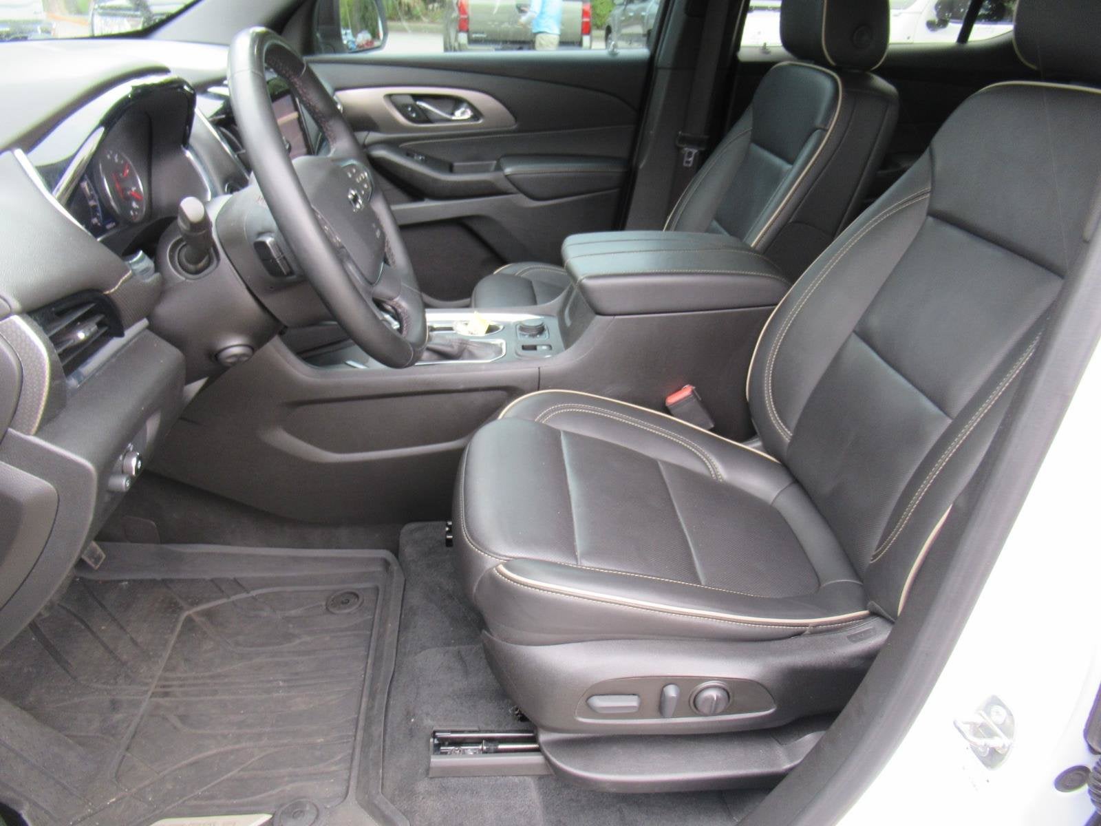 2023 Chevrolet Traverse FWD Premier