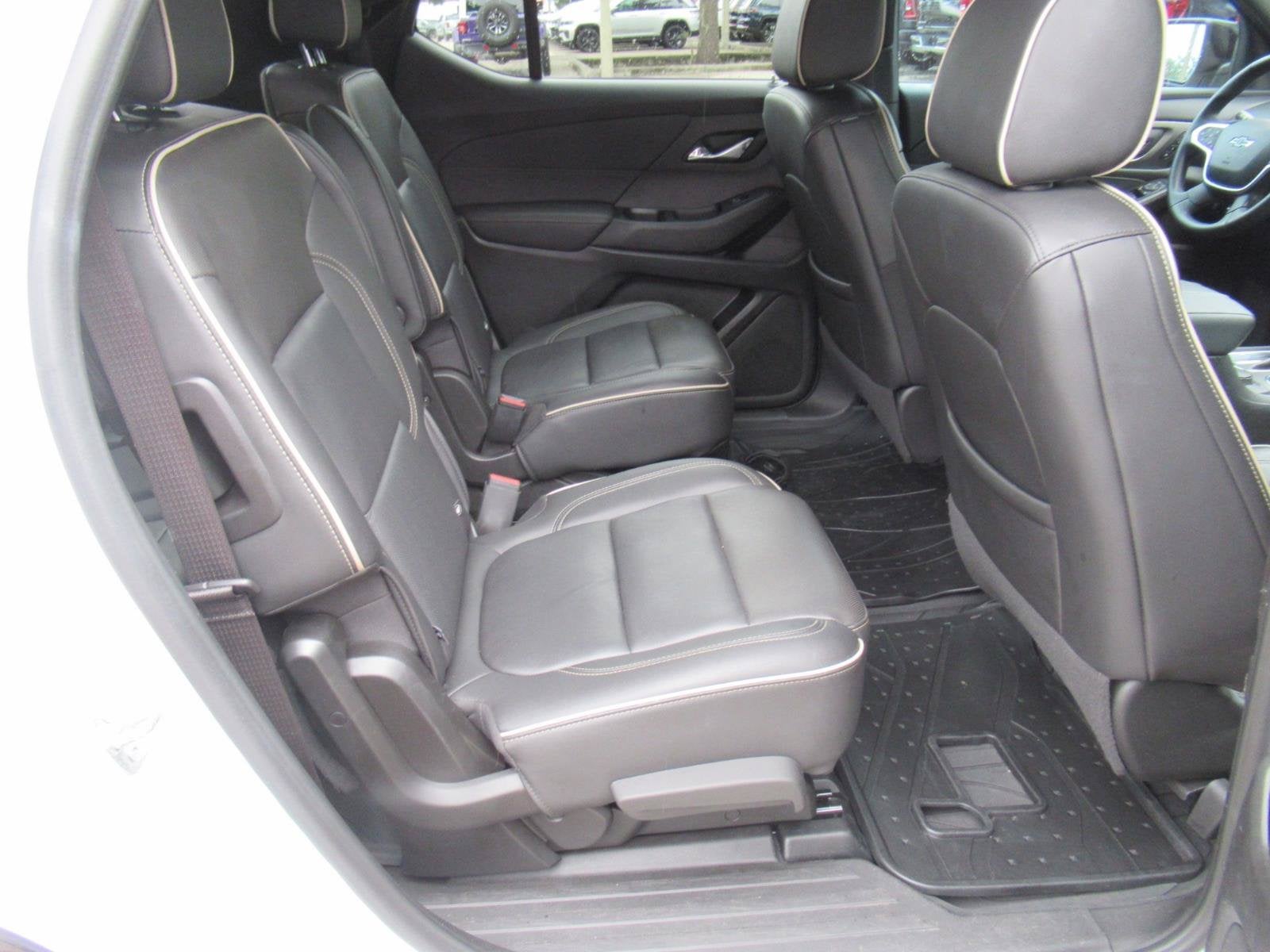 2023 Chevrolet Traverse FWD Premier