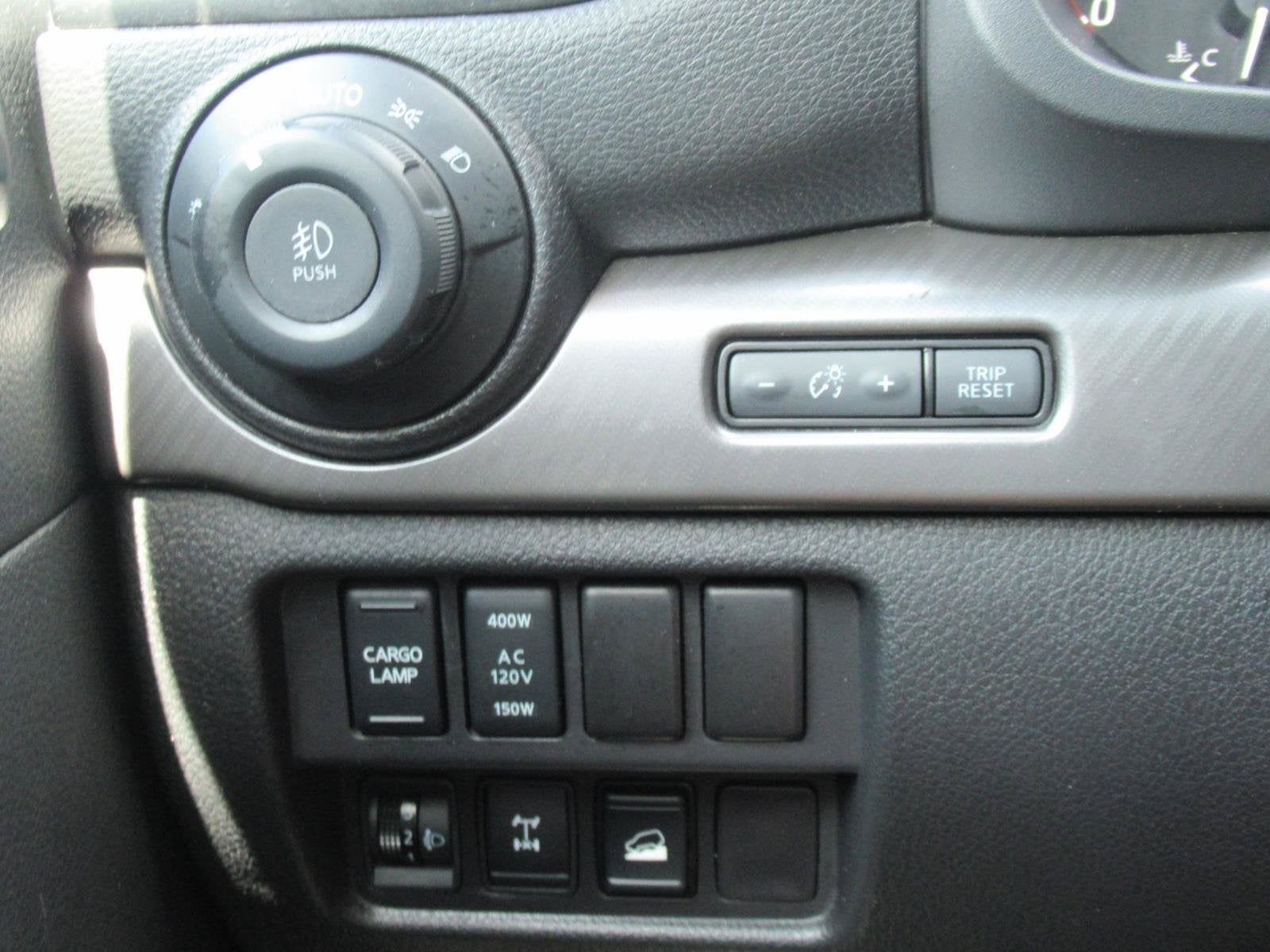 2022 Nissan TITAN Crew Cab PRO-4X 4x4