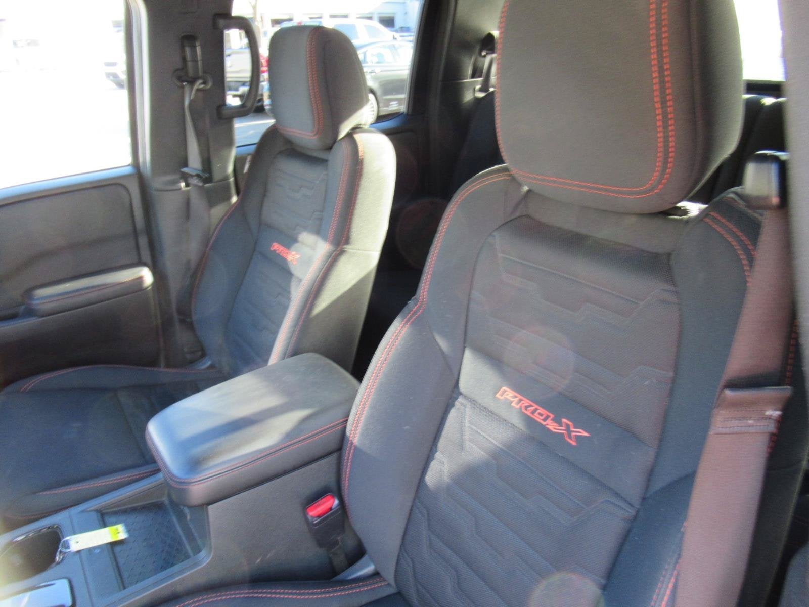 2024 Nissan Frontier Crew Cab PRO-X 4x2