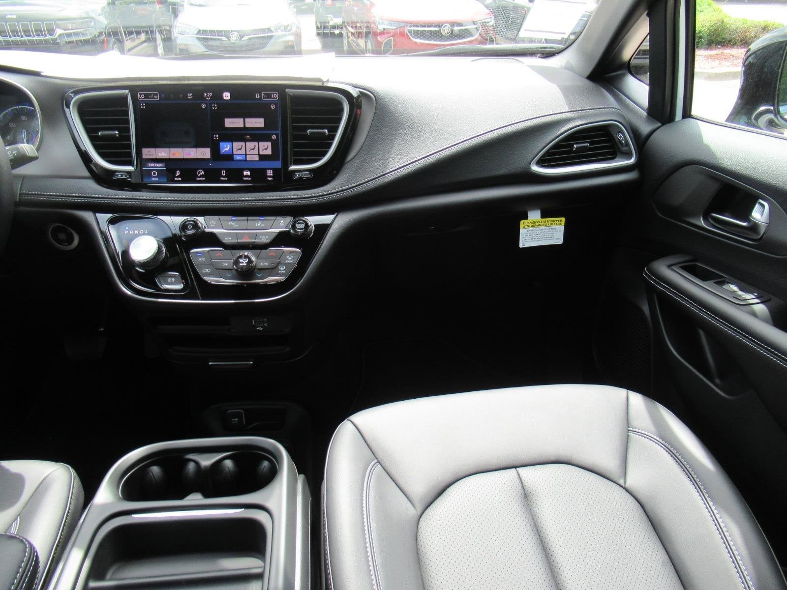 2027 Chrysler Pacifica PACIFICA SELECT
