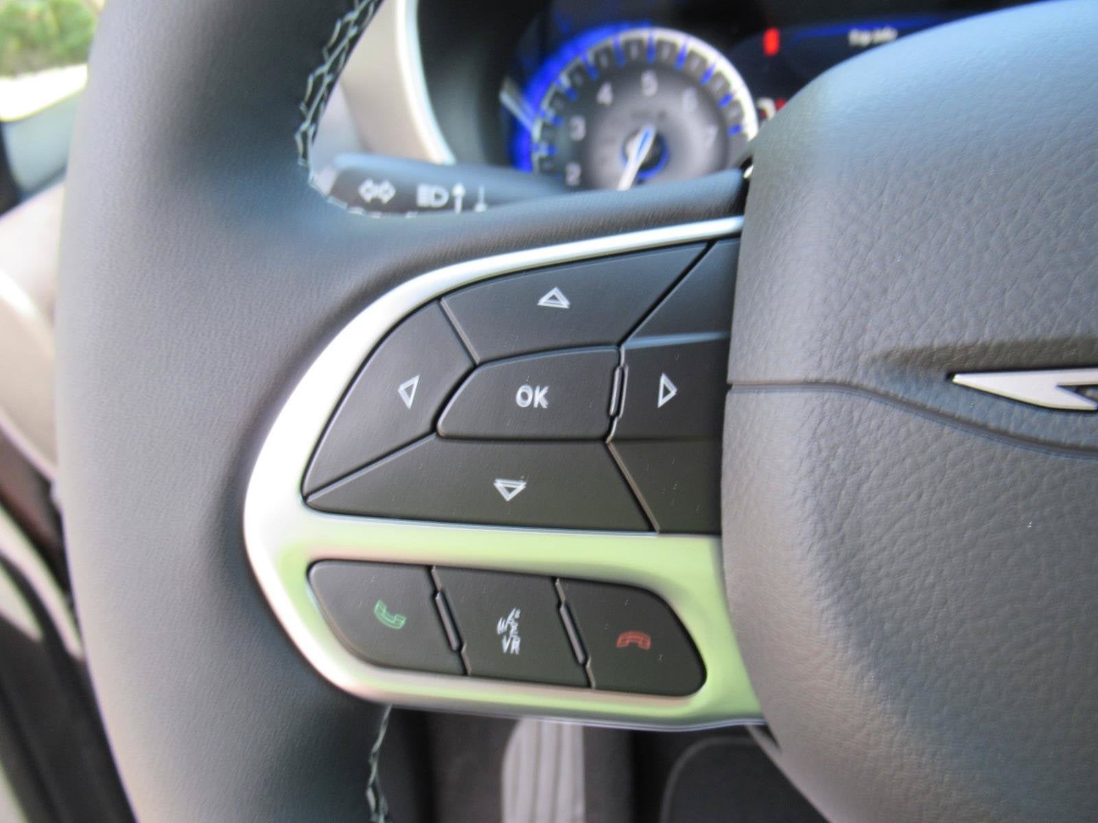2027 Chrysler Pacifica PACIFICA SELECT