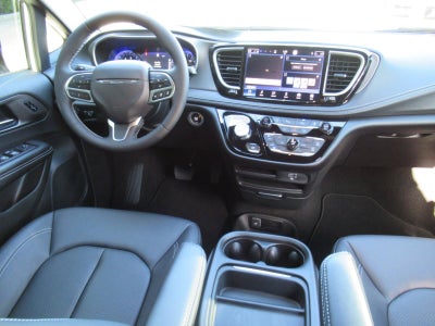 2027 Chrysler Pacifica PACIFICA SELECT