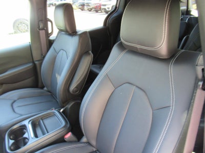 2027 Chrysler Pacifica PACIFICA LX