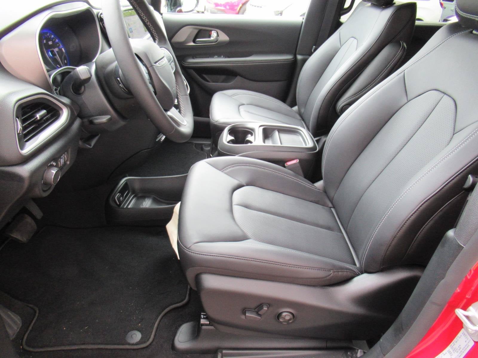 2027 Chrysler Pacifica PACIFICA LX