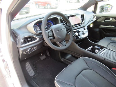 2027 Chrysler Pacifica PACIFICA LIMITED
