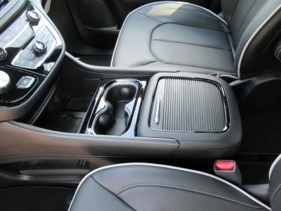 2027 Chrysler Pacifica PACIFICA LIMITED