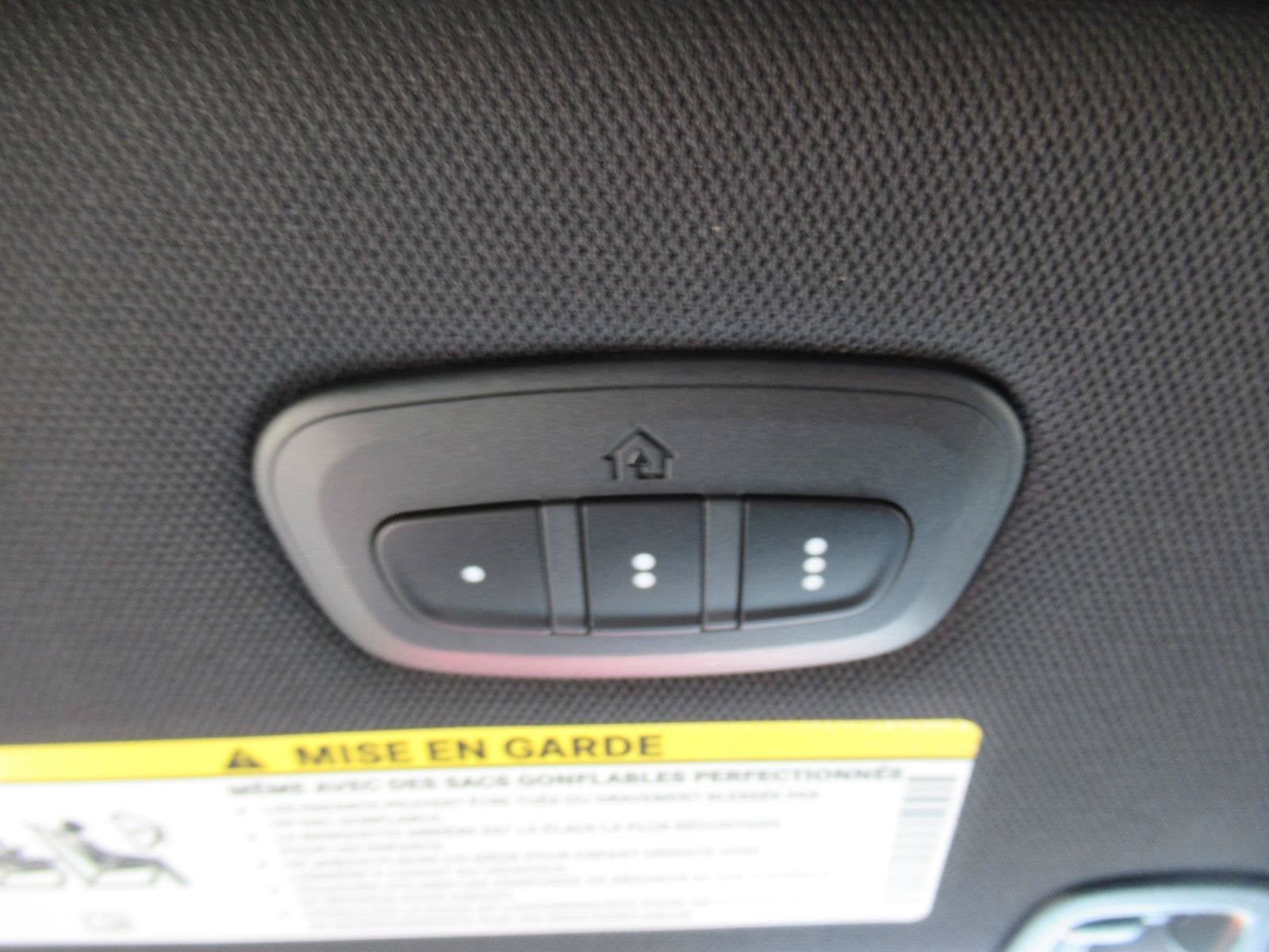 2027 Chrysler Pacifica PACIFICA LIMITED