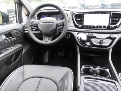 2027 Chrysler Pacifica PACIFICA LIMITED