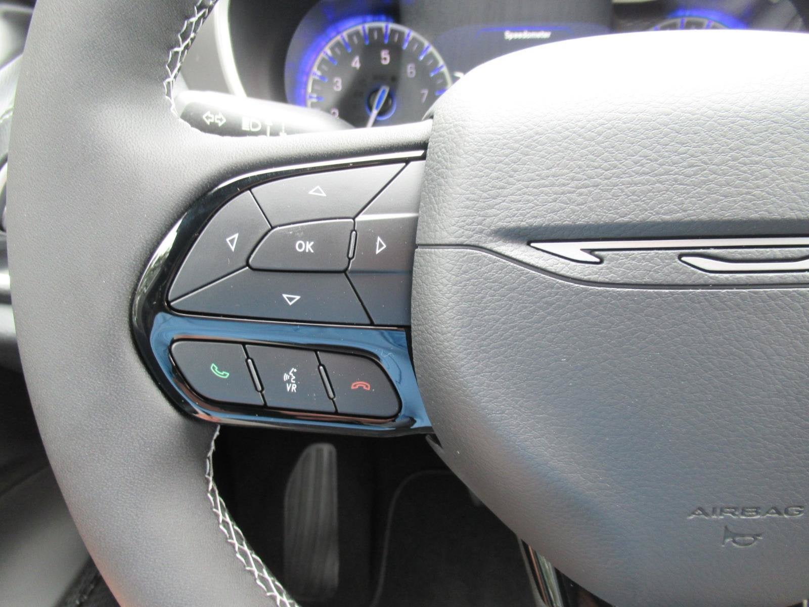 2027 Chrysler Pacifica PACIFICA LIMITED