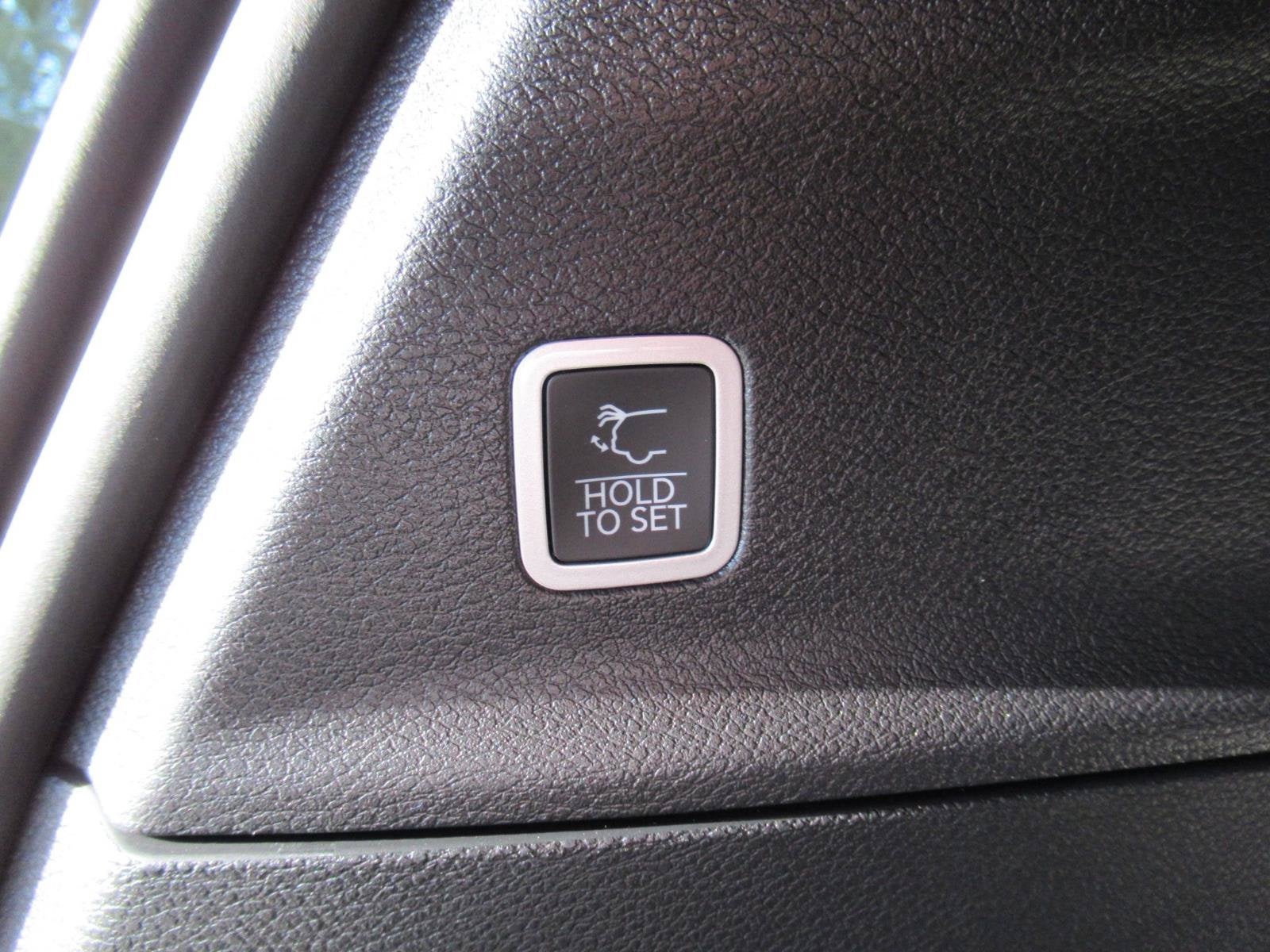 2027 Chrysler Pacifica PACIFICA LIMITED