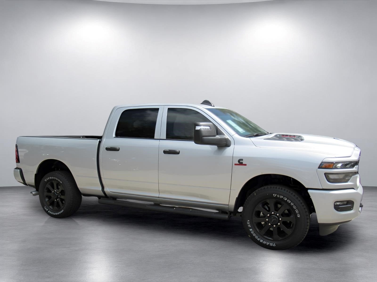 2026 RAM Ram 2500 RAM 2500 BLACK EXPRESS CREW CAB 4X2 6'4' BOX