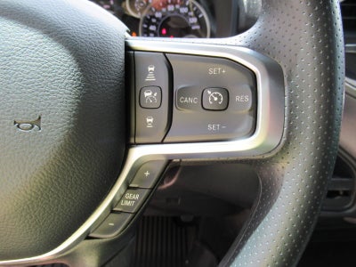 2026 RAM Ram 2500 RAM 2500 BLACK EXPRESS CREW CAB 4X2 6'4' BOX
