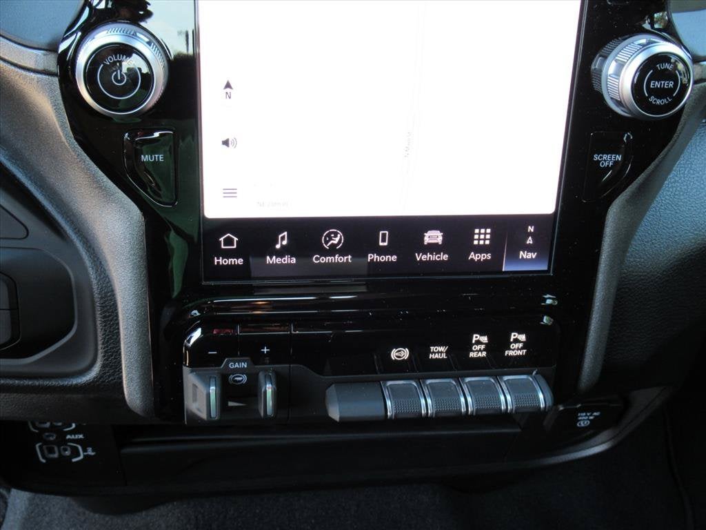 2026 RAM Ram 2500 RAM 2500 BLACK EXPRESS CREW CAB 4X4 6'4' BOX