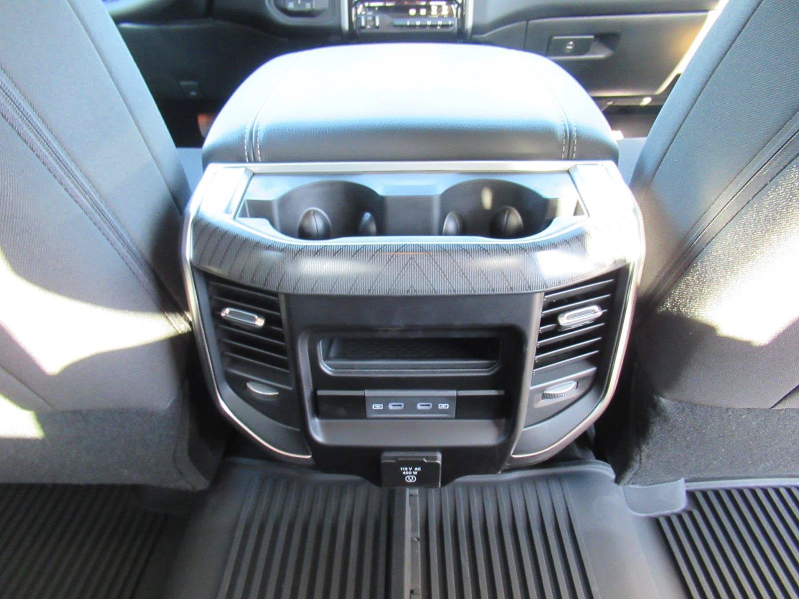 2027 RAM Ram 2500 RAM 2500 BIG HORN CREW CAB 4X4 6'4' BOX