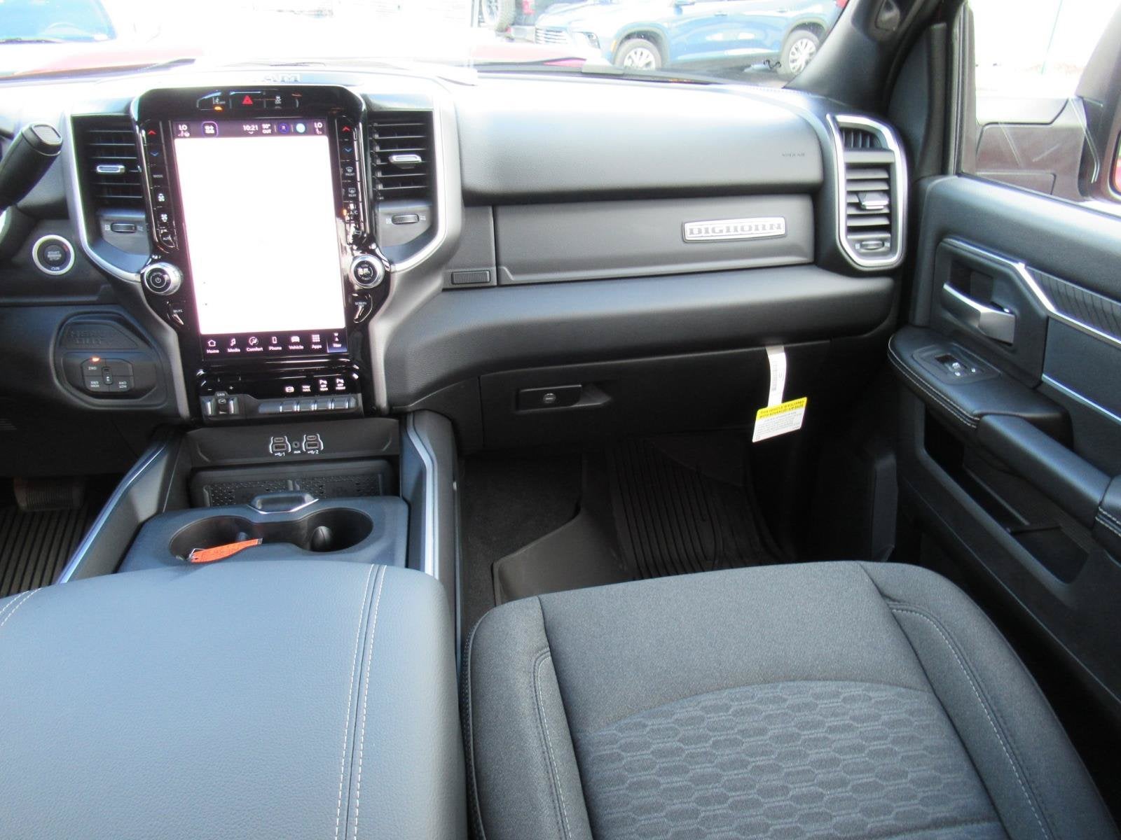 2027 RAM Ram 2500 RAM 2500 BIG HORN CREW CAB 4X4 6'4' BOX