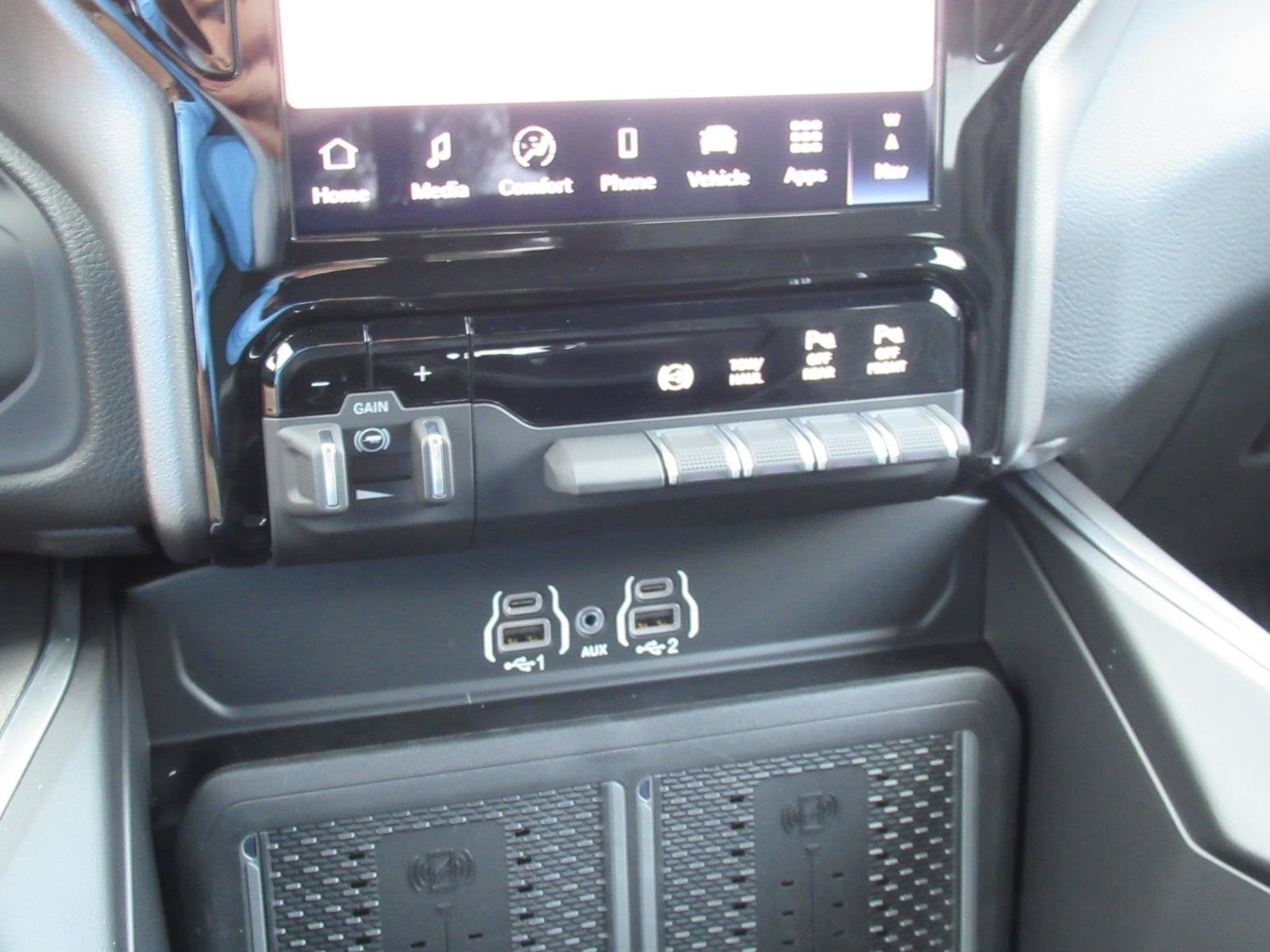 2027 RAM Ram 2500 RAM 2500 BIG HORN CREW CAB 4X4 6'4' BOX