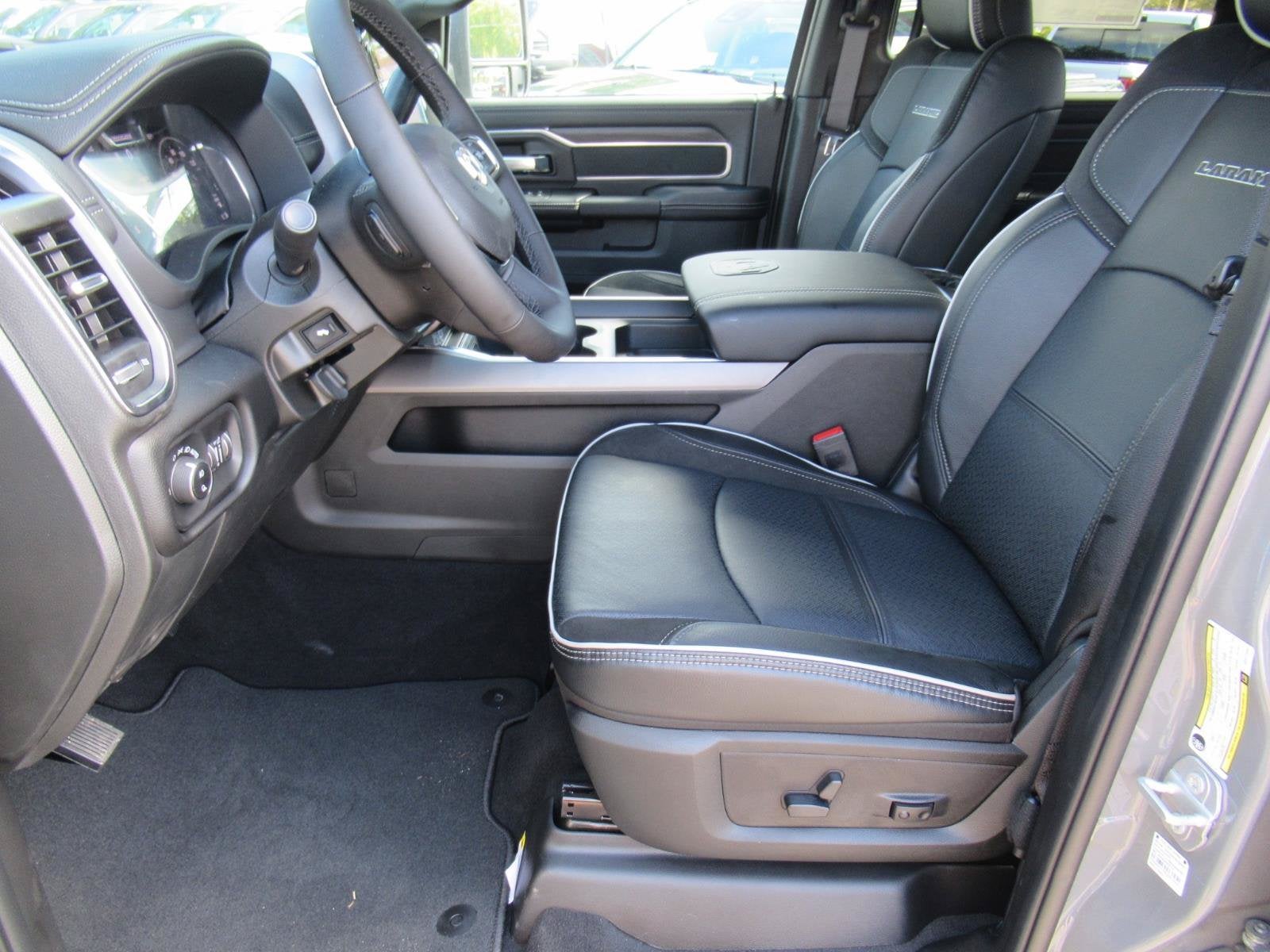 2027 RAM Ram 2500 RAM 2500 LARAMIE CREW CAB 4X4 6'4' BOX
