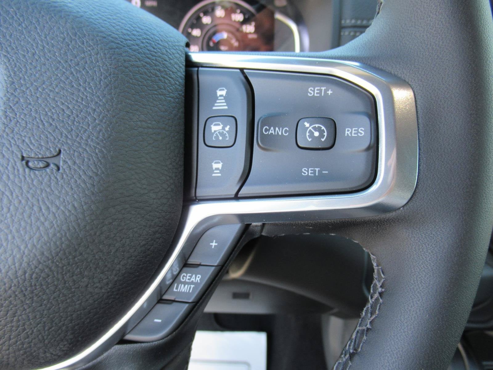 2027 RAM Ram 2500 RAM 2500 LARAMIE CREW CAB 4X4 6'4' BOX