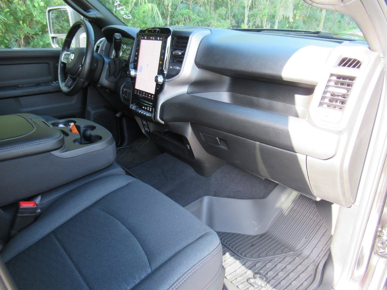 2027 RAM Ram 3500 RAM 3500 TRADESMAN CREW CAB 4X4 8' BOX