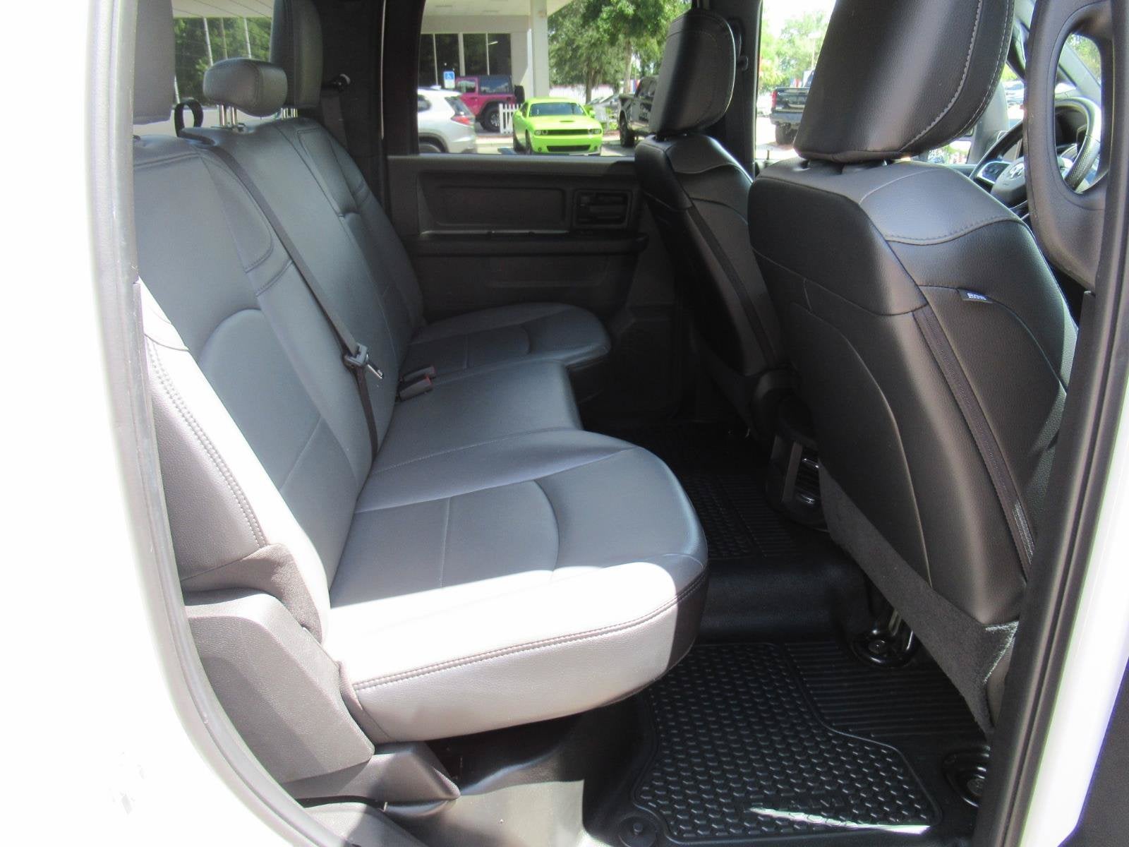 2026 RAM 3500 Tradesman Crew Cab 4x4 8' Box