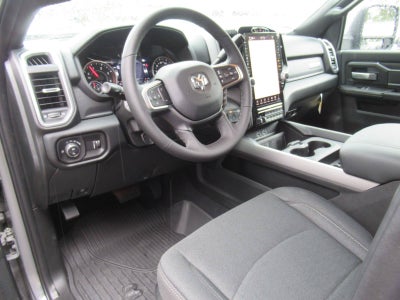 2027 RAM 3500 RAM 3500 BIG HORN CREW CAB 4X4 8' BOX