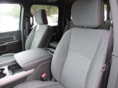 2027 RAM Ram 3500 RAM 3500 BIG HORN CREW CAB 4X4 8' BOX