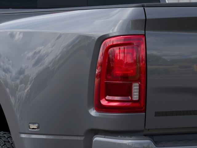 2027 RAM Ram 3500 RAM 3500 BIG HORN CREW CAB 4X4 8' BOX