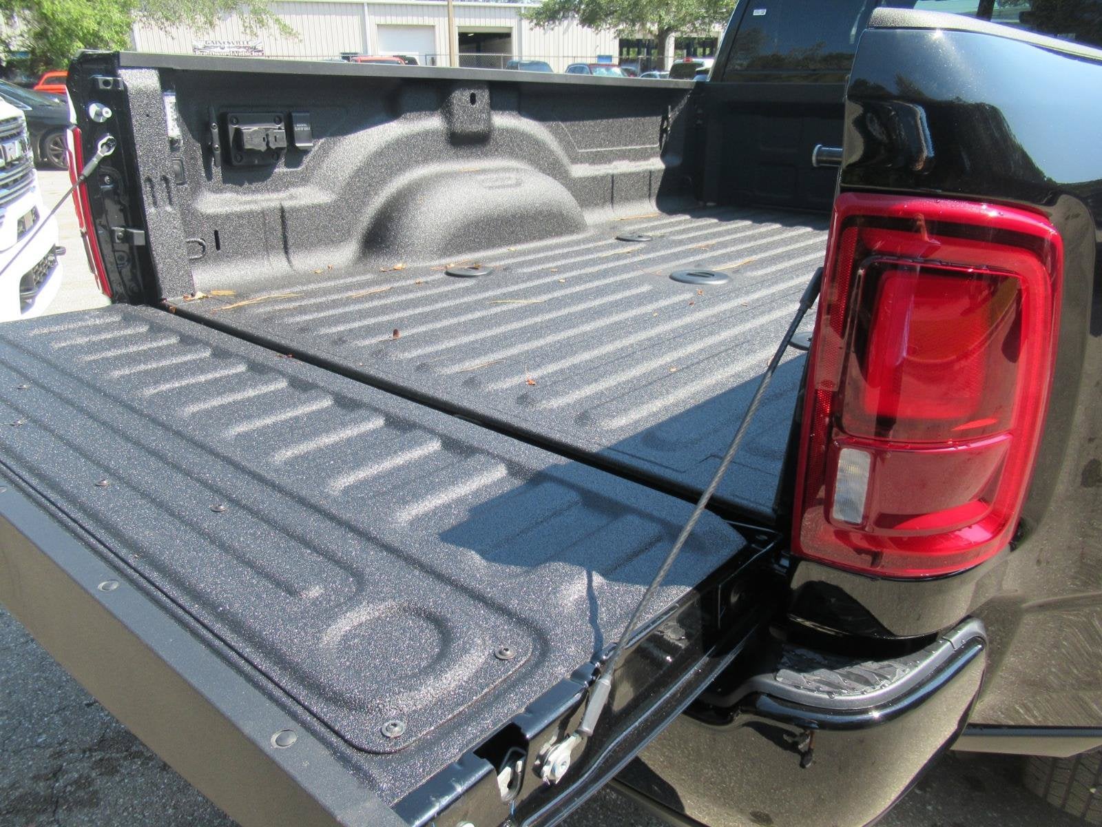 2027 RAM Ram 3500 RAM 3500 LARAMIE CREW CAB 4X4 8' BOX