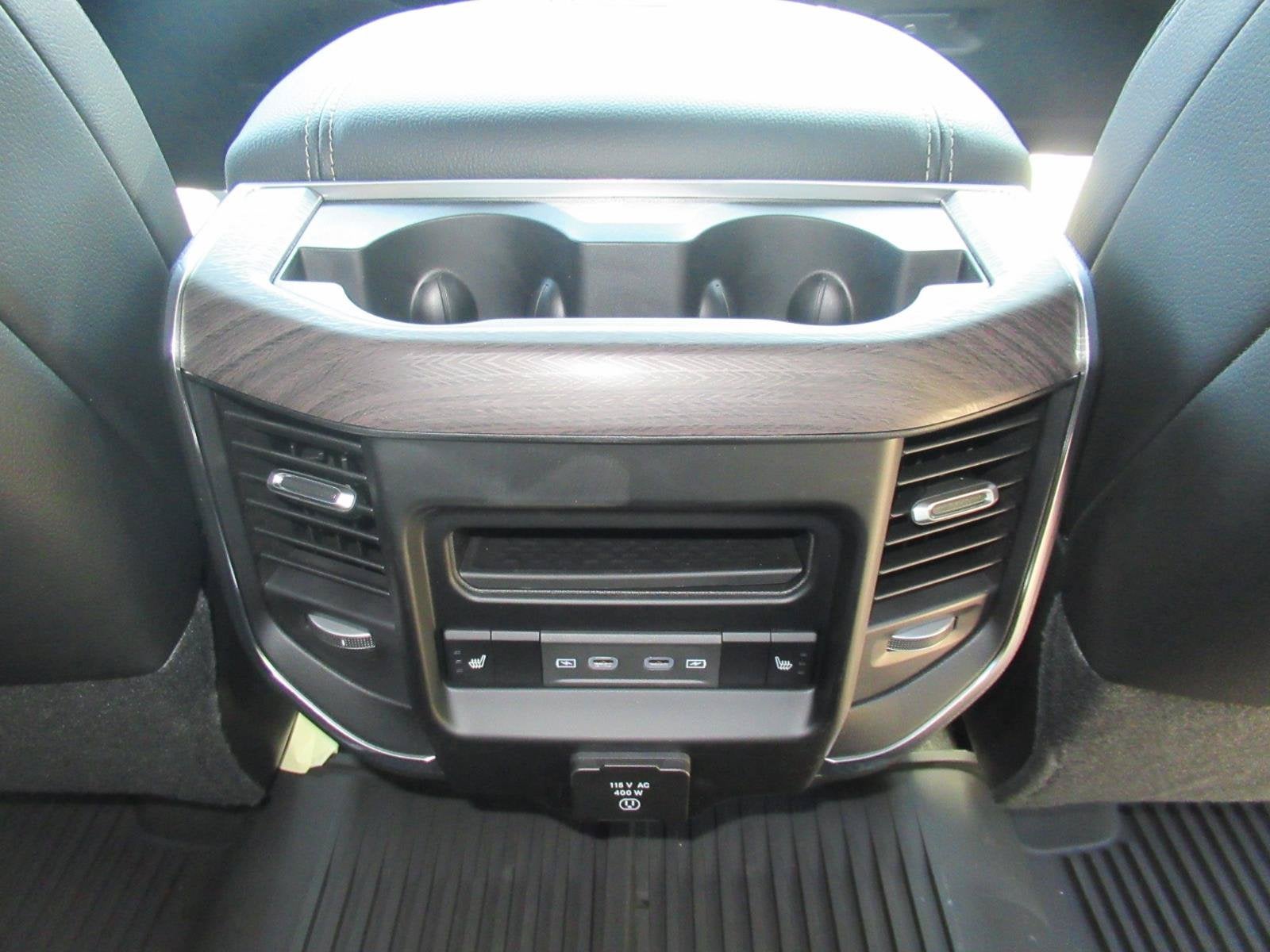 2027 RAM Ram 3500 RAM 3500 LARAMIE CREW CAB 4X4 8' BOX