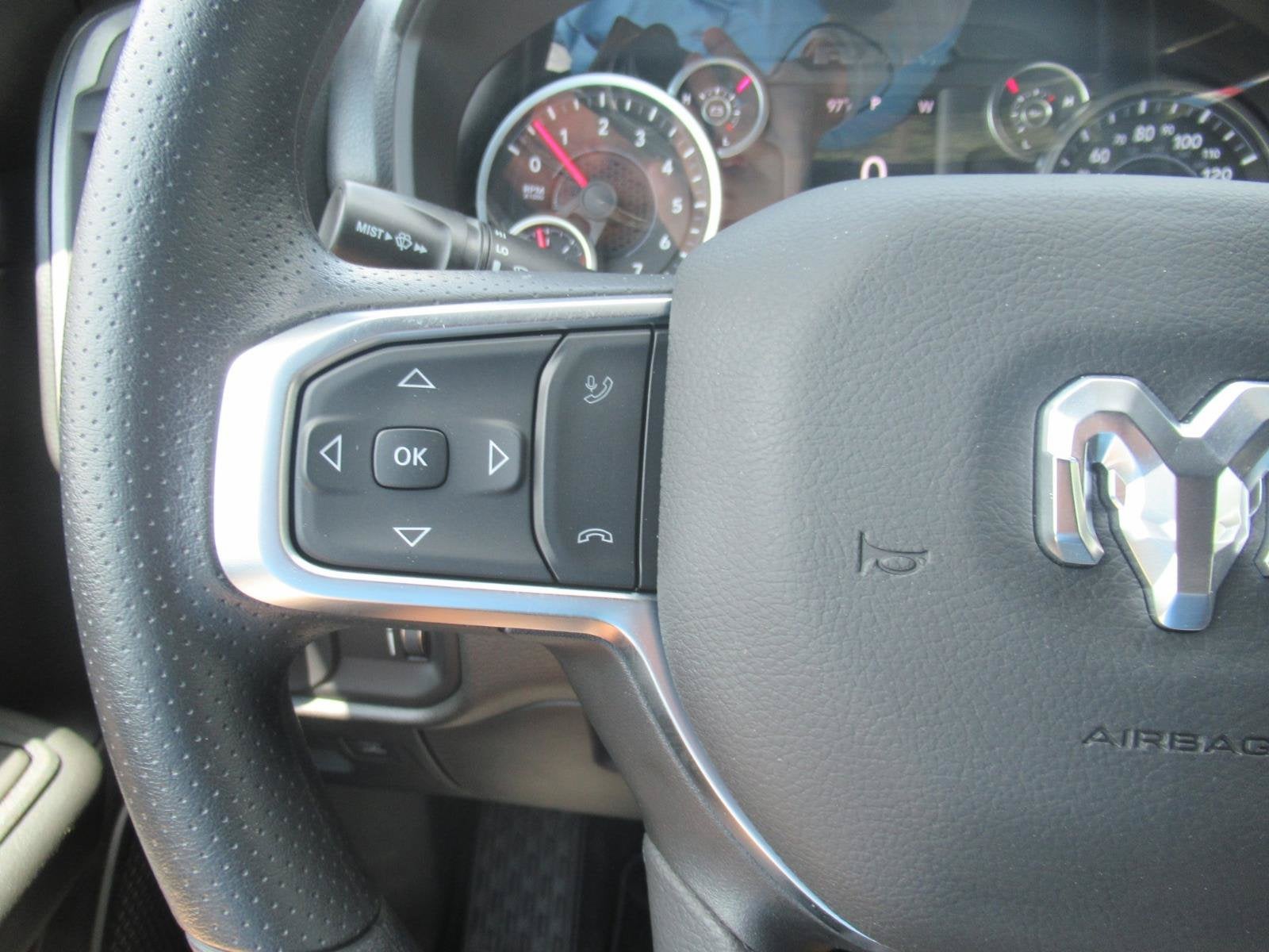 2026 RAM Ram 1500 RAM 1500 EXPRESS CREW CAB 4X2 5'7' BOX