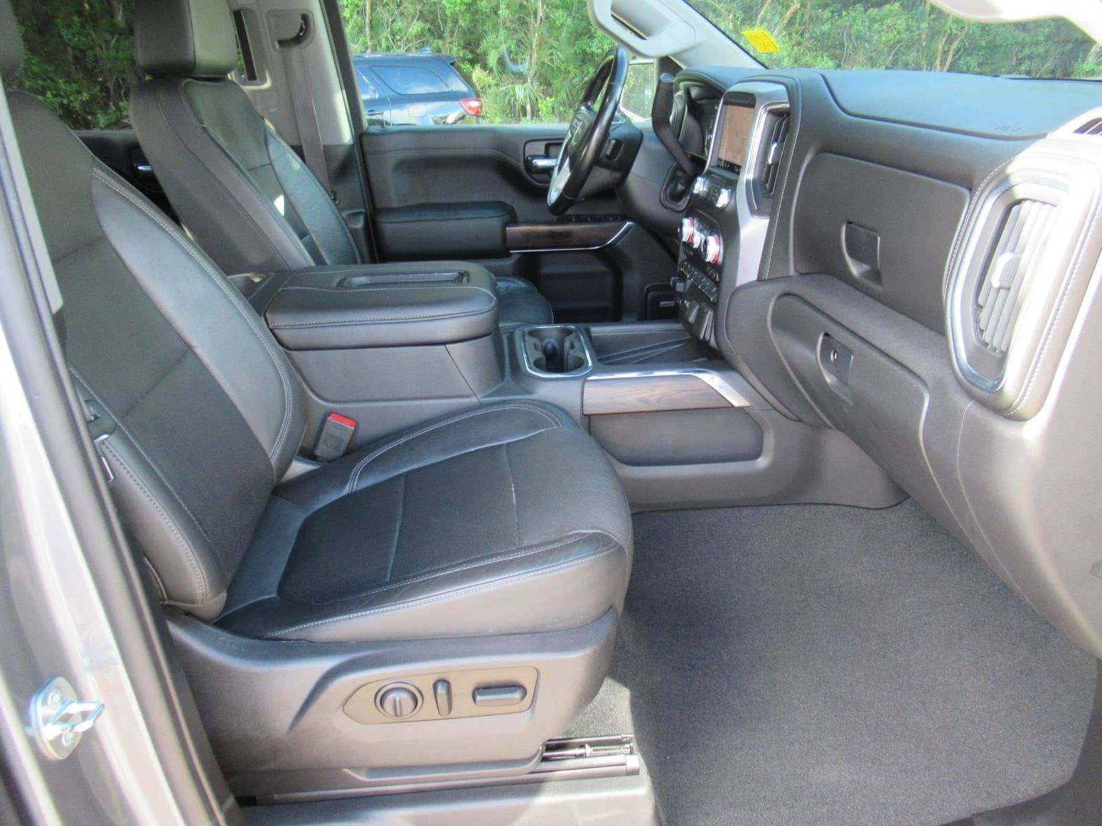 2020 GMC Sierra 1500 4WD Crew Cab Short Box SLT