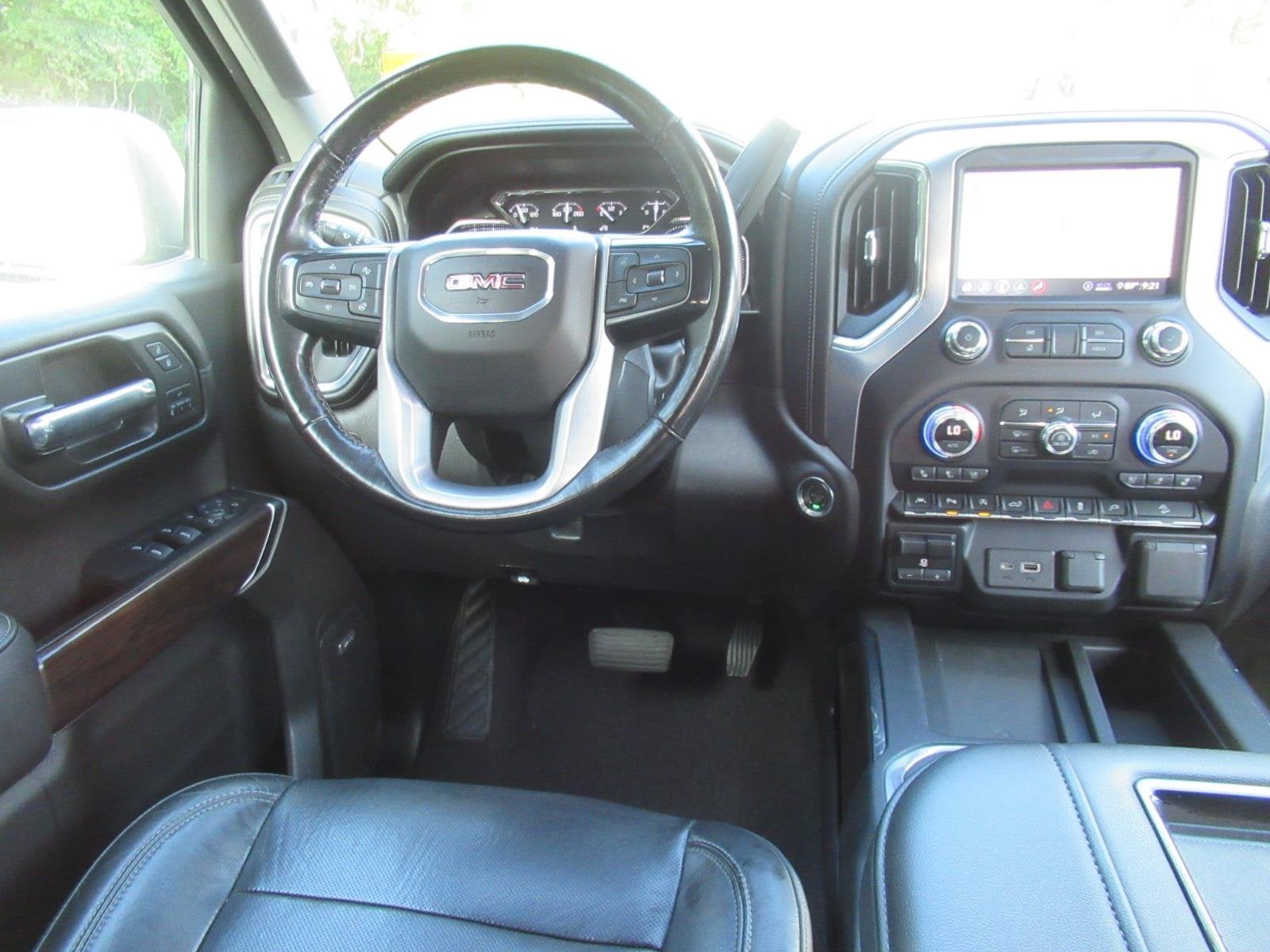 2020 GMC Sierra 1500 4WD Crew Cab Short Box SLT