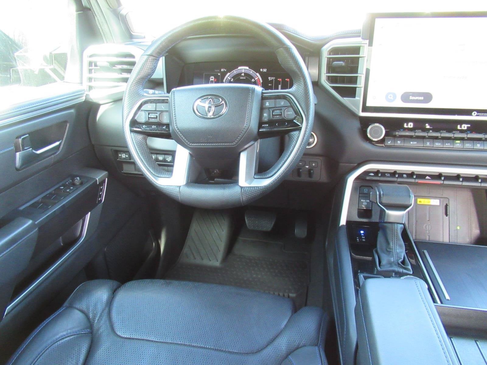 2023 Toyota Tundra 4WD Platinum