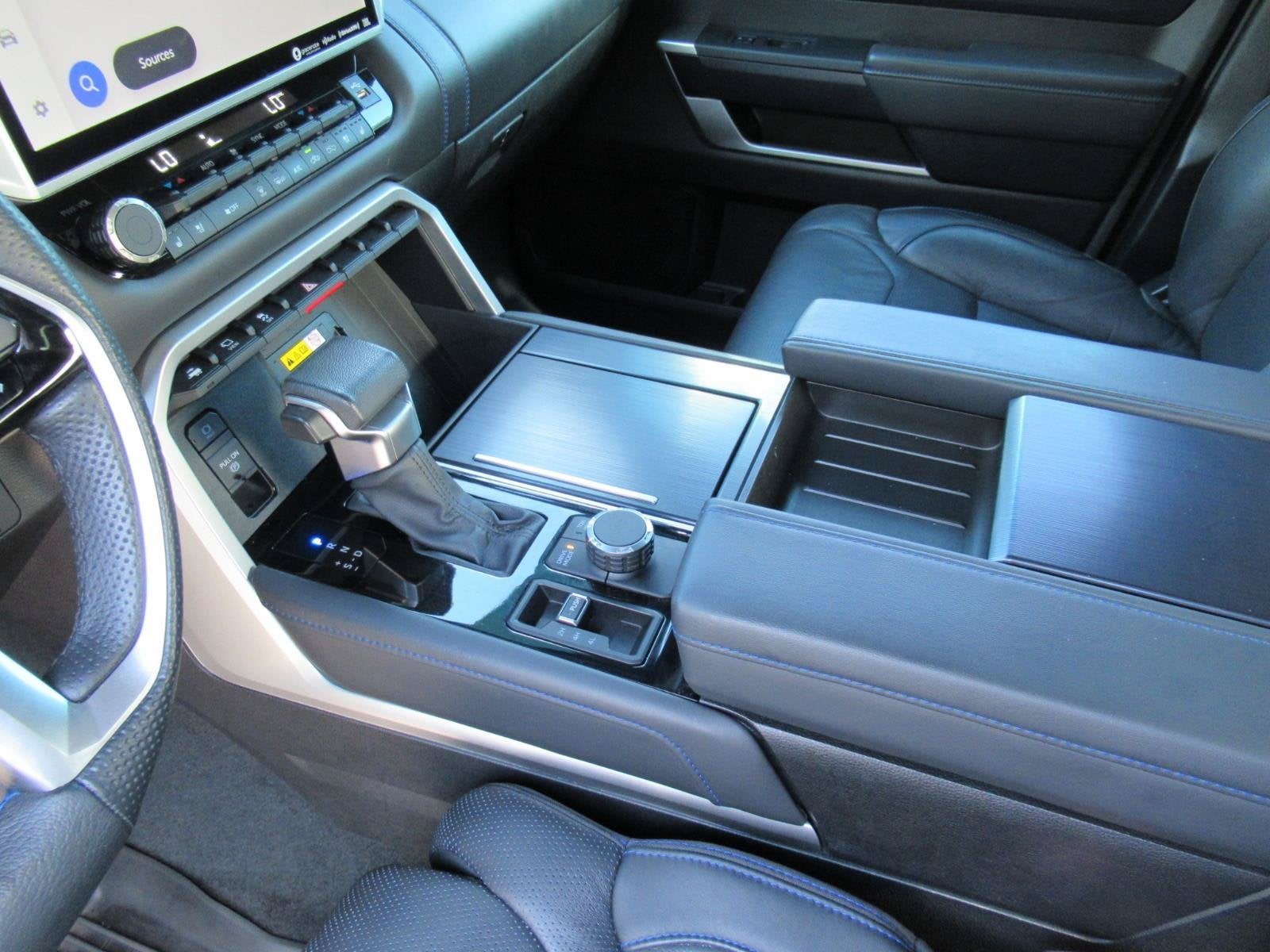 2023 Toyota Tundra 4WD Platinum