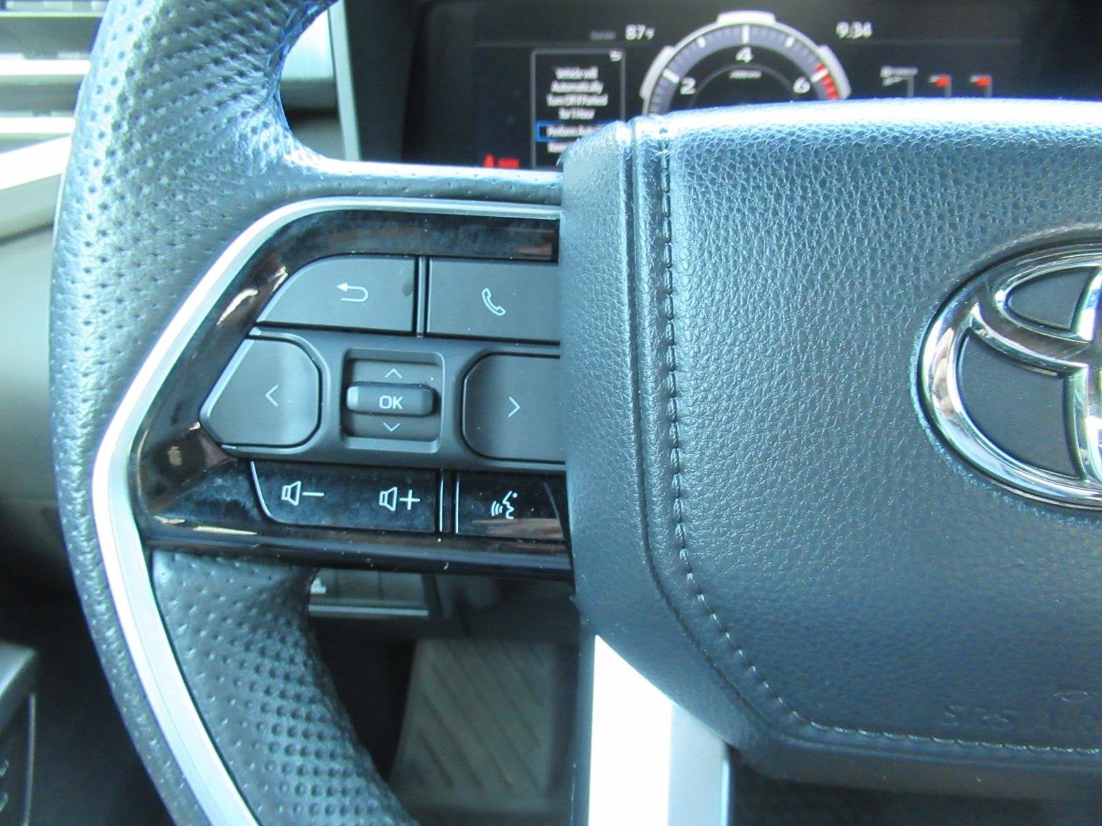 2023 Toyota Tundra 4WD Platinum