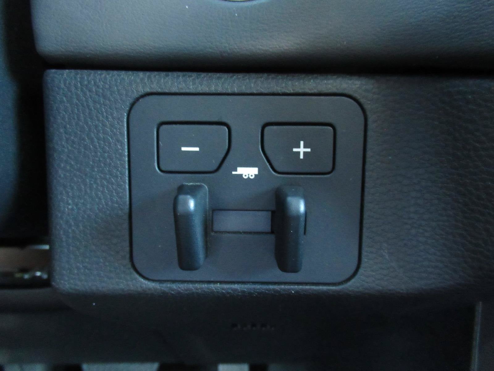 2023 Toyota Tundra 4WD Platinum