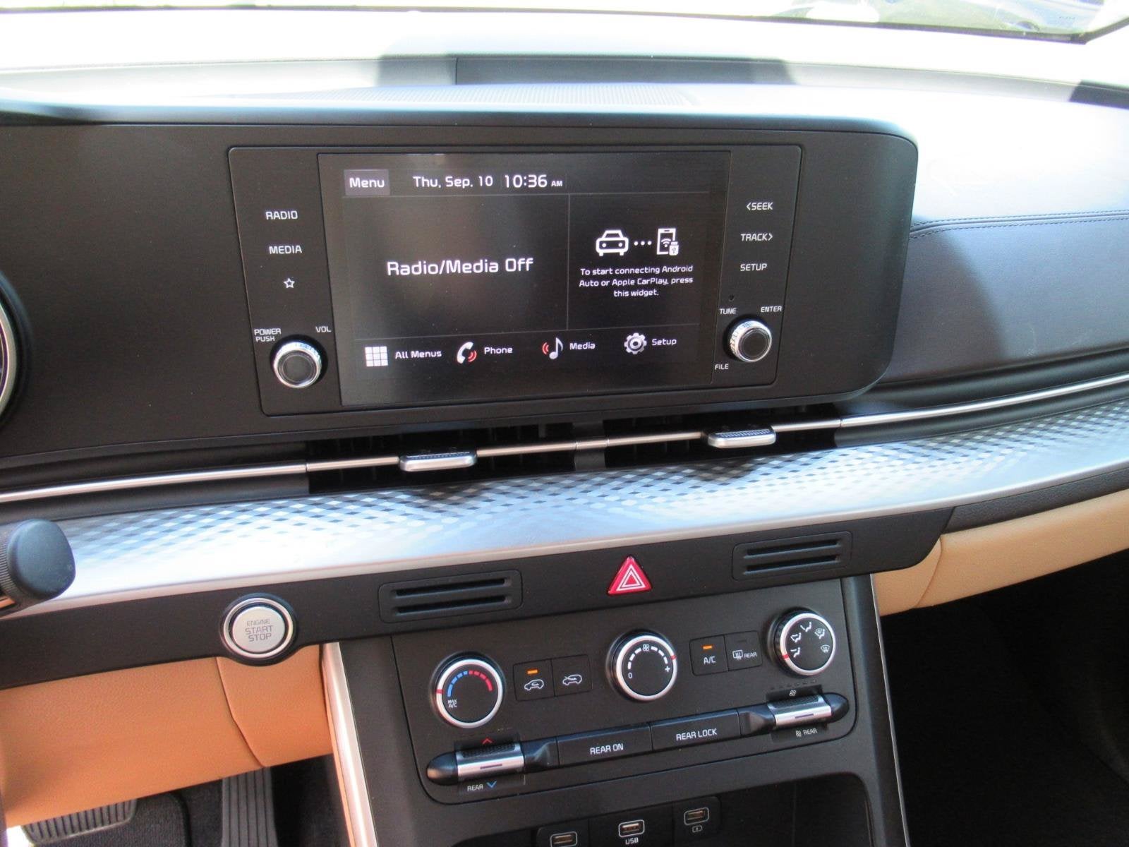 2024 Kia Carnival MPV LX Seat Package