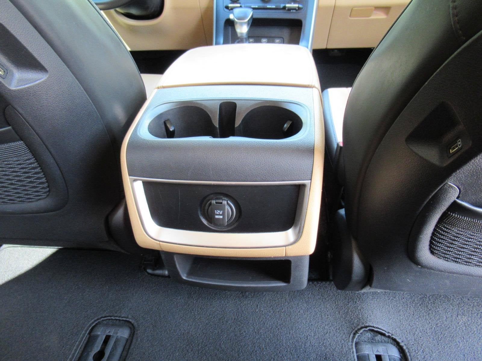 2024 Kia Carnival MPV LX Seat Package