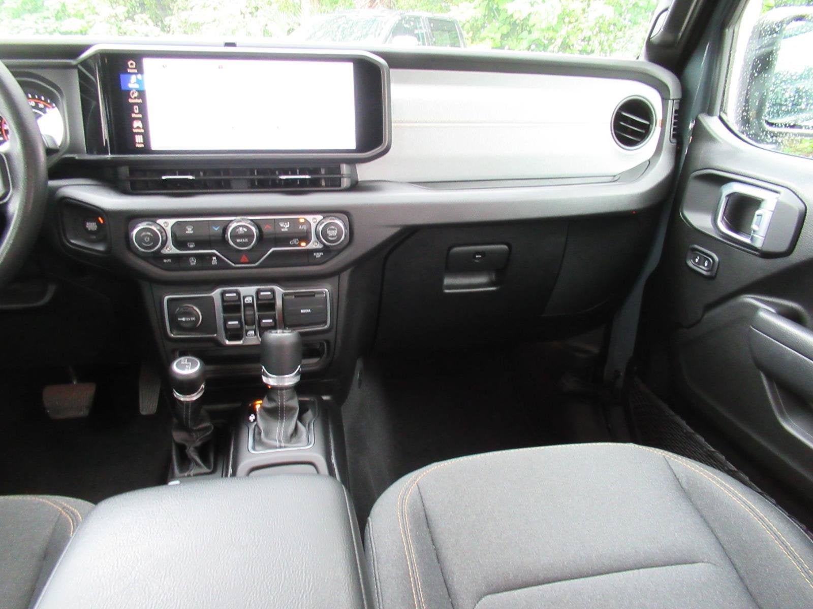 2025 Jeep Wrangler 4-Door Sport 4x4