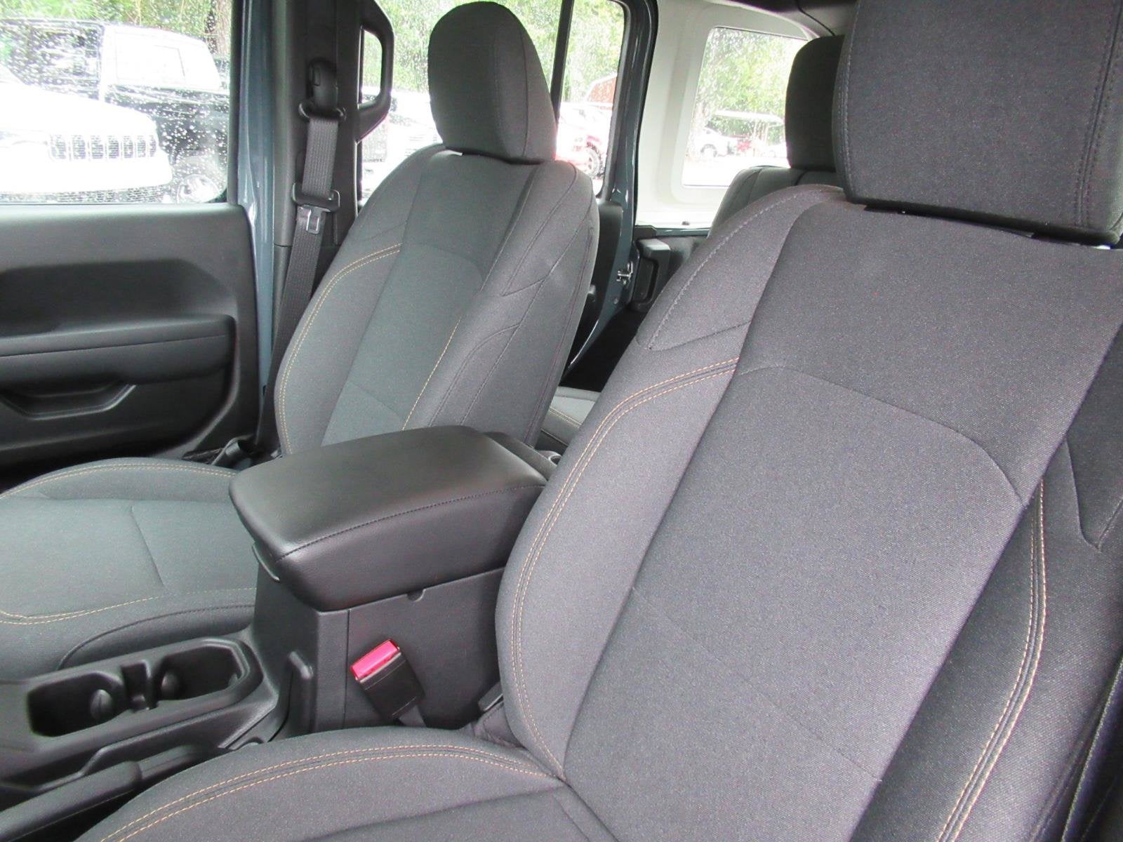 2025 Jeep Wrangler 4-Door Sport 4x4