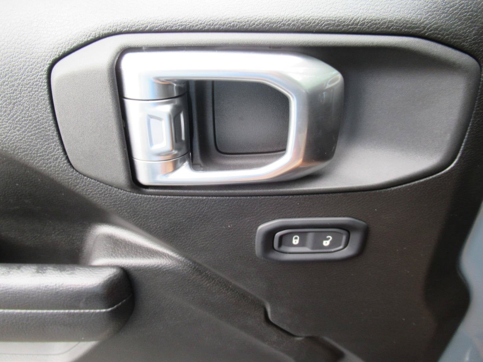 2025 Jeep Wrangler 4-Door Sport 4x4