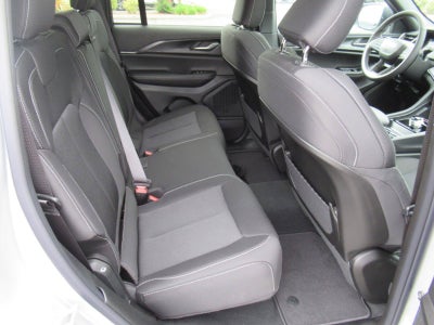 2026 Jeep Grand Cherokee GRAND CHEROKEE LAREDO X 4X2