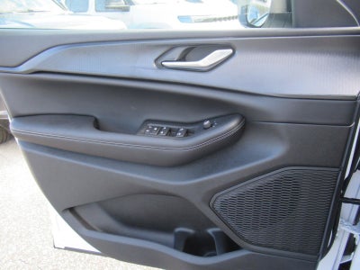 2027 Jeep Grand Cherokee GRAND CHEROKEE LAREDO X 4X2