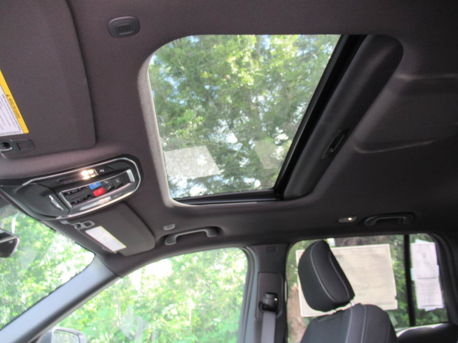 2026 Jeep Grand Cherokee GRAND CHEROKEE LAREDO X 4X2