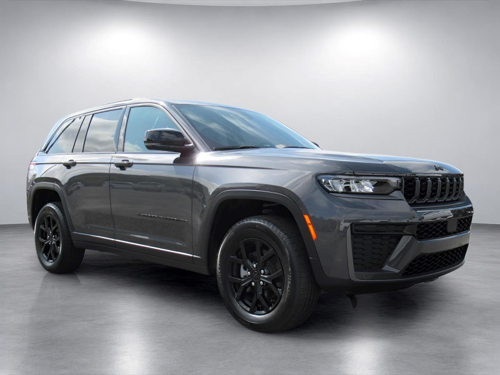 2026 Jeep Grand Cherokee GRAND CHEROKEE LAREDO ALTITUDE 4X2