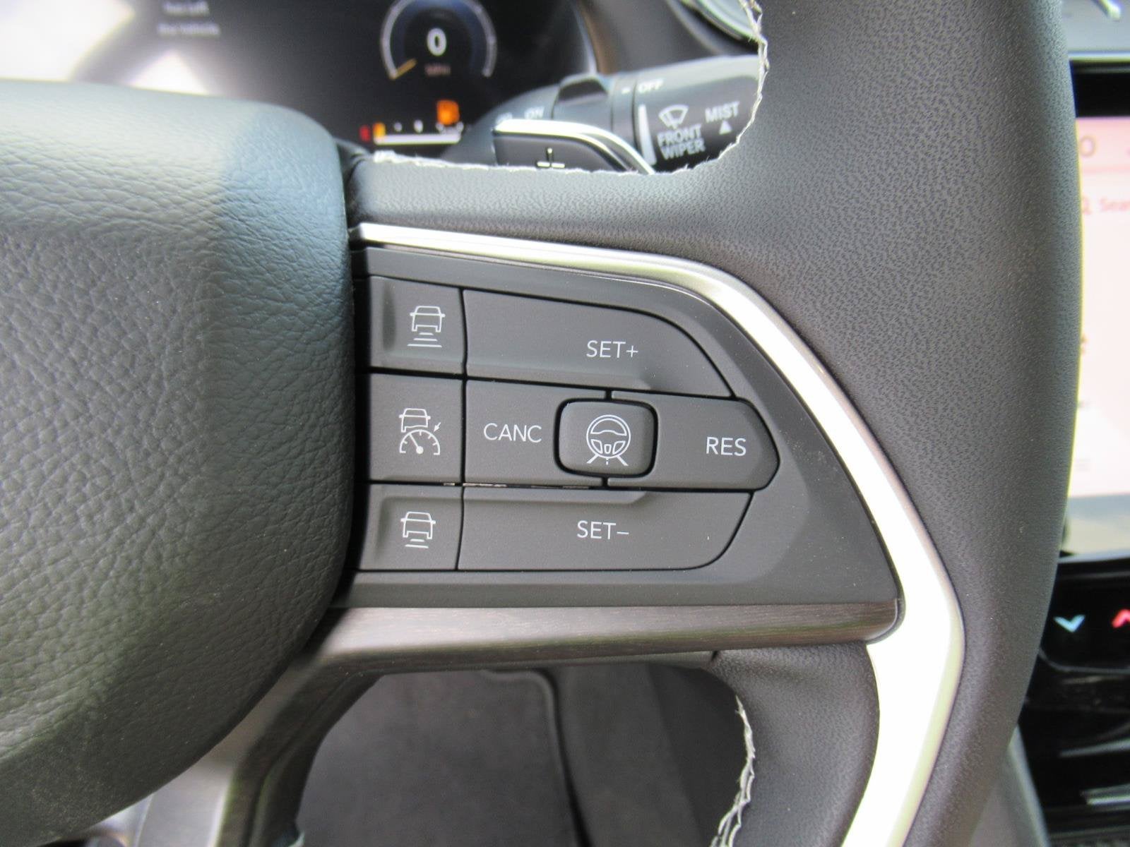 2026 Jeep Grand Cherokee GRAND CHEROKEE LAREDO ALTITUDE 4X2