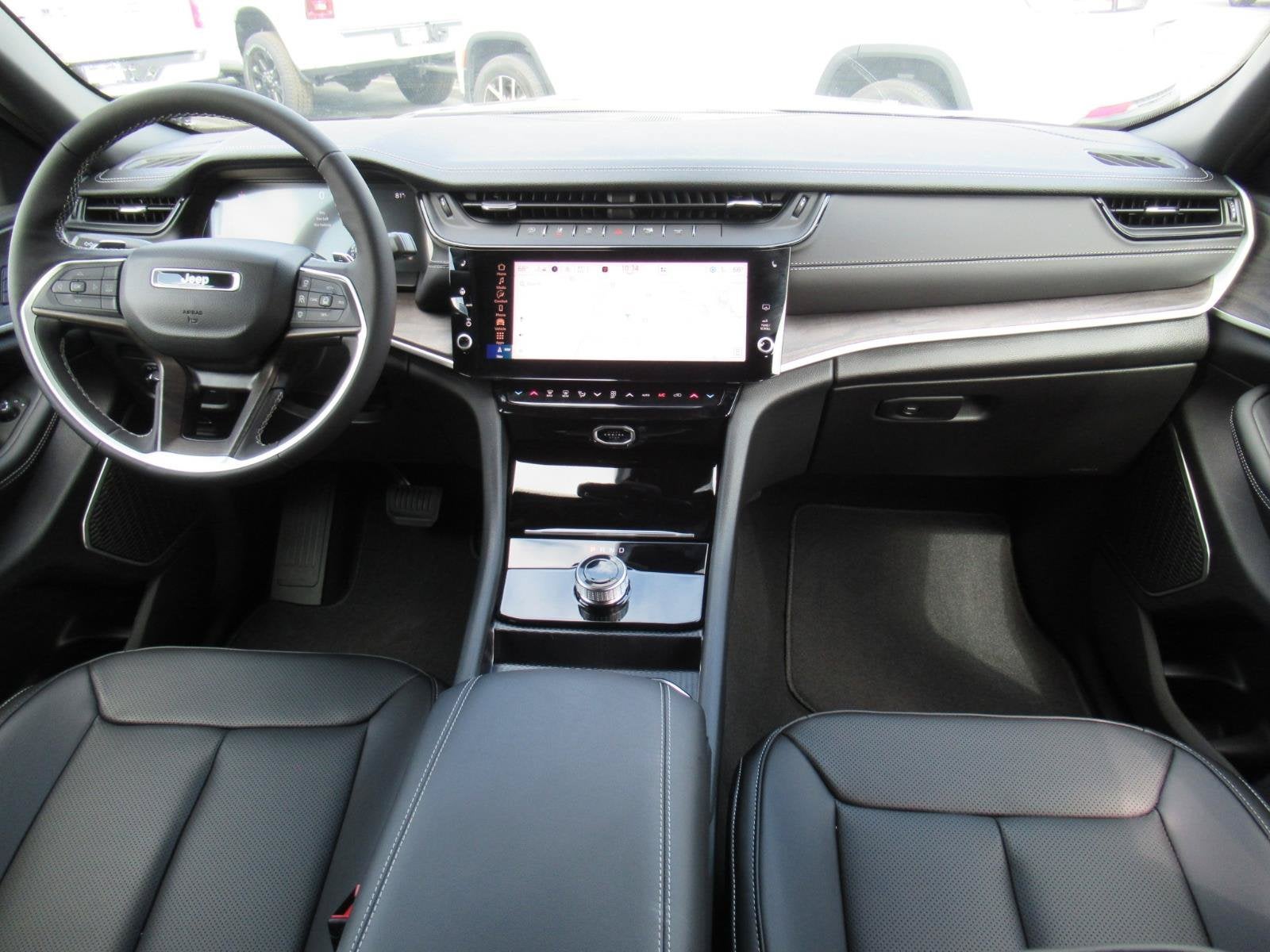 2026 Jeep Grand Cherokee GRAND CHEROKEE LIMITED 4X2