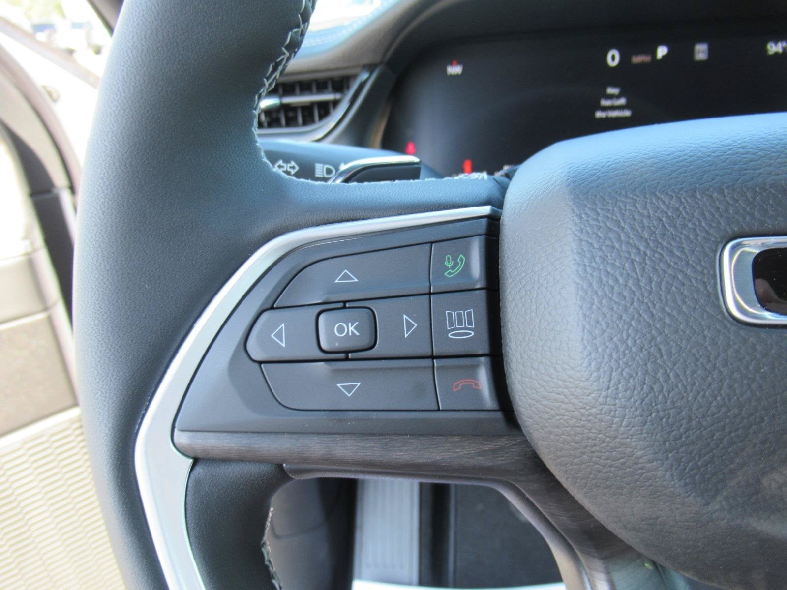 2027 Jeep Grand Cherokee GRAND CHEROKEE LIMITED 4X2
